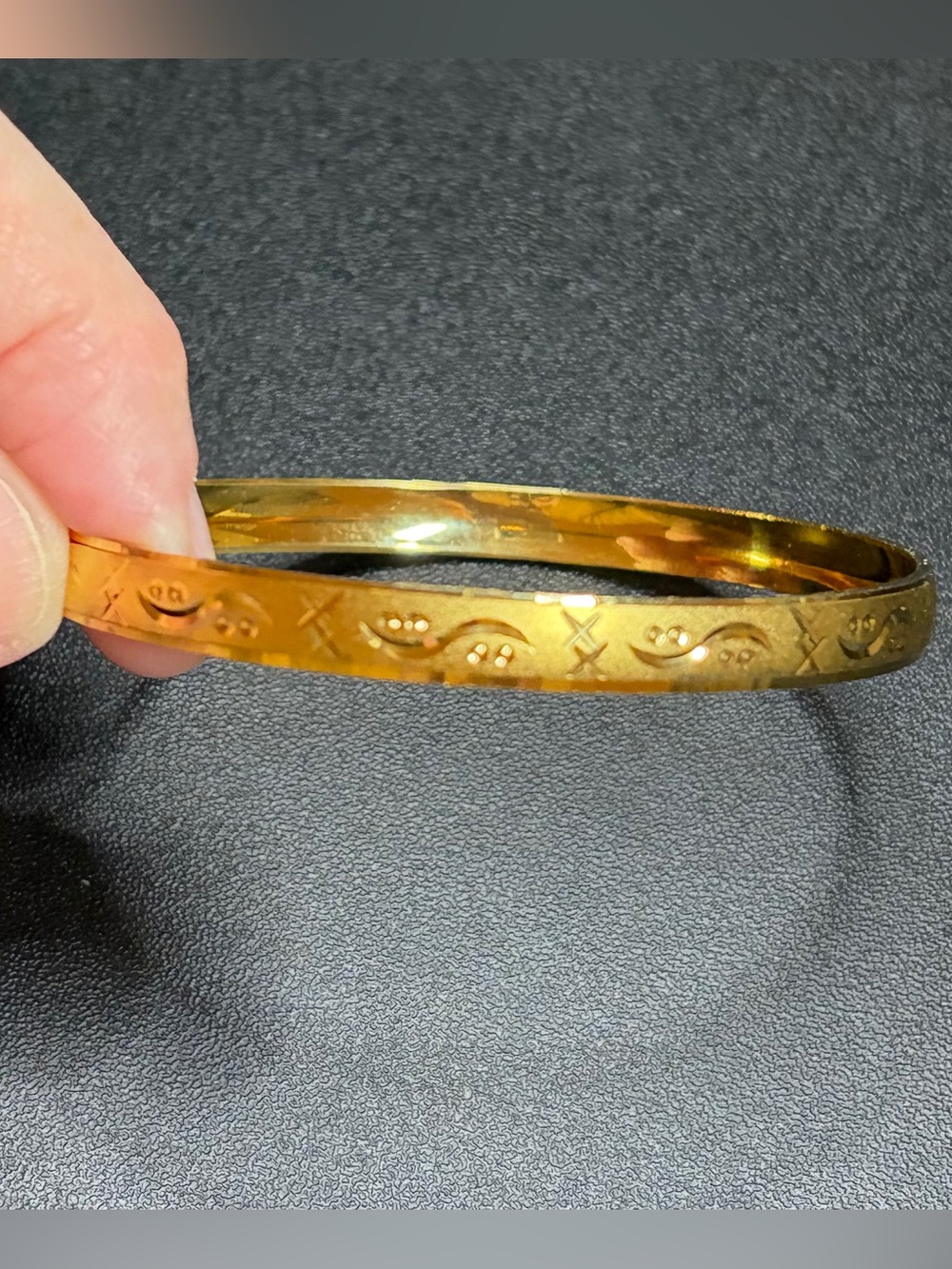 Vintage Gold Tone Engraved Wave & X Pattern Bangle Bracelet